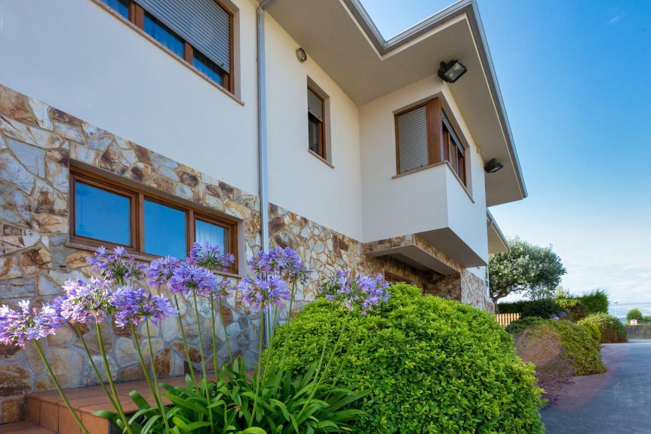 Apartamentos Barcella Tapia Tapia De Casariego Exterior photo